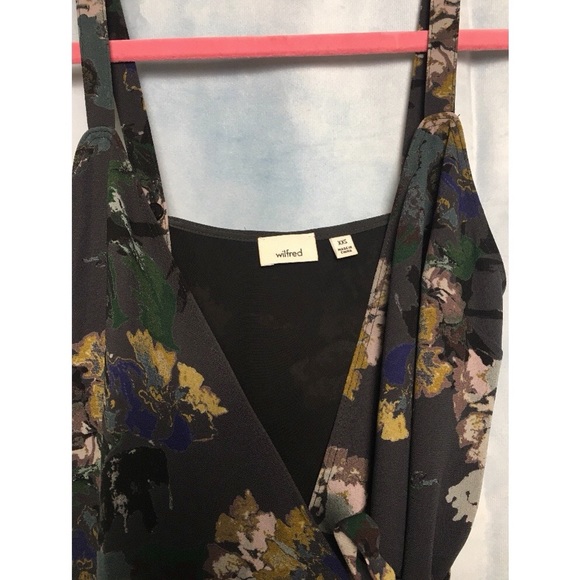 WILFRED | XXS ASTERE FLORAL WRAP DRESS ARITZIA - Picture 8 of 8